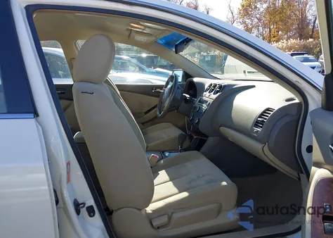 2009 Nissan Altima 2.5 S z USA, uszkodzony, nr VIN 1N4AL21E59N552990